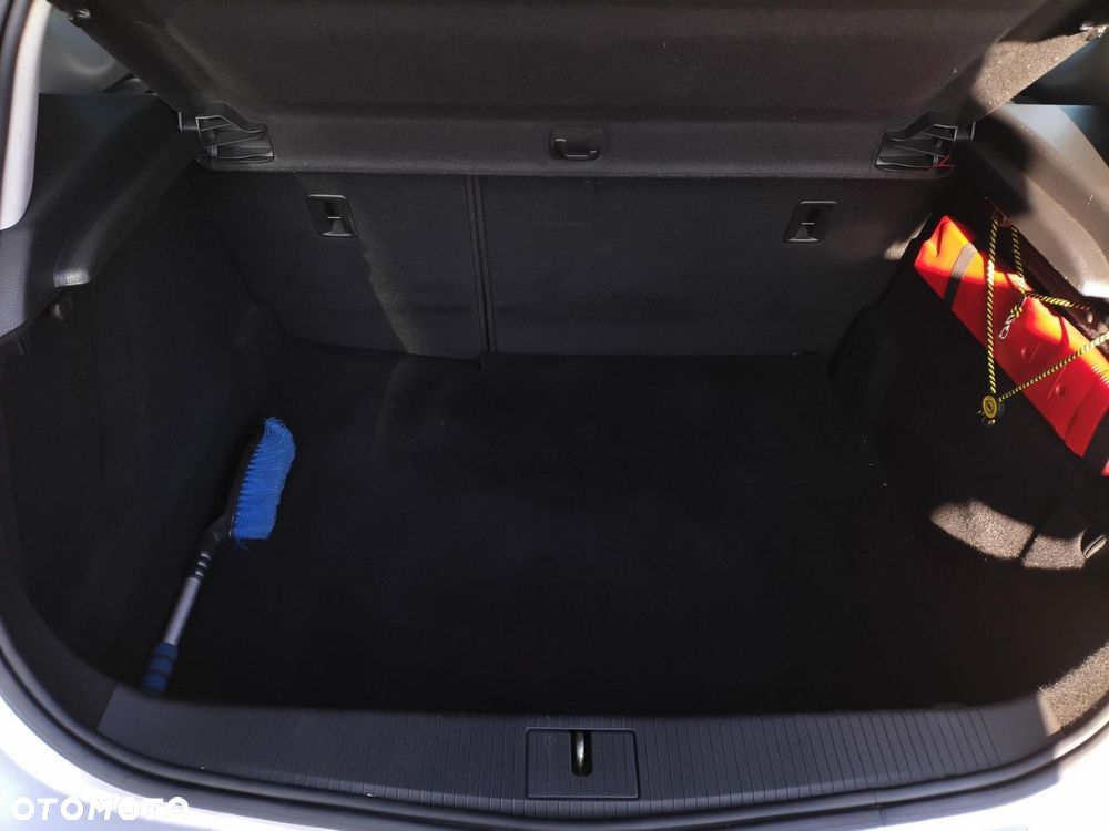 Opel Astra - 24