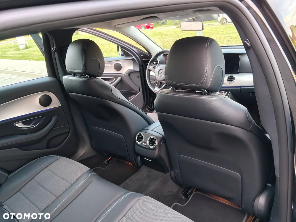 Mercedes-Benz Klasa E 200 9G-TRONIC Avantgarde - 20