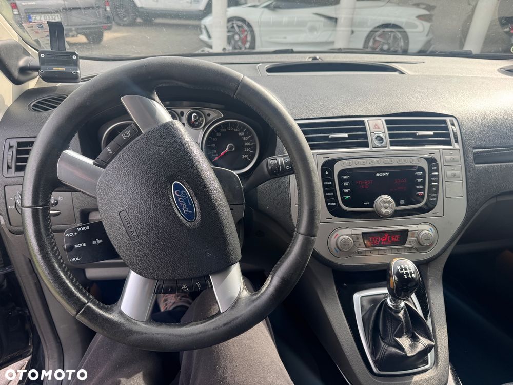 Ford Kuga 2.0 TDCi 4x4 Individual - 12