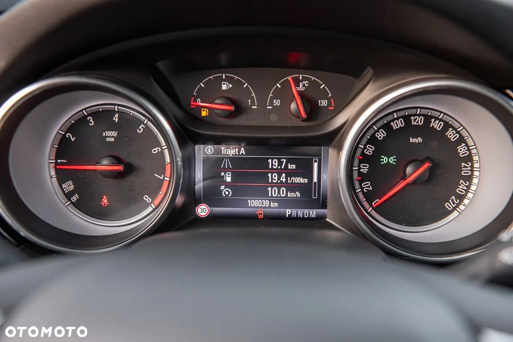 Opel Insignia 2.0 T 4x4 Exclusive S&S - 19