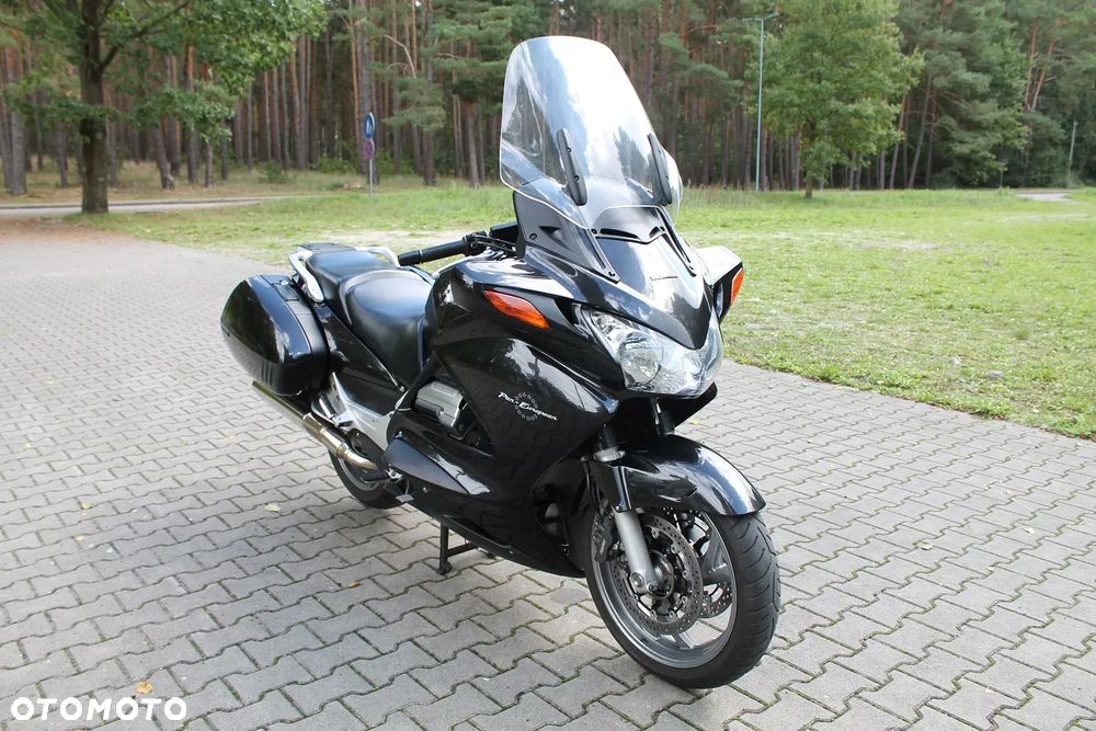 Honda ST - 5