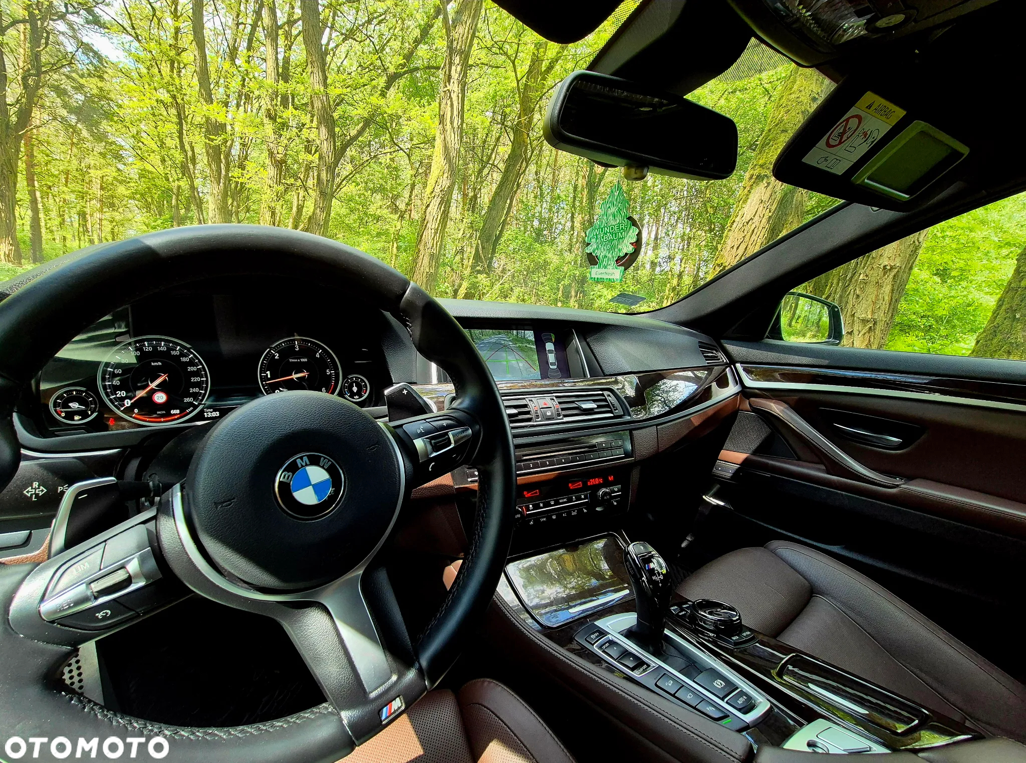 BMW Seria 5 M550d xDrive - 6
