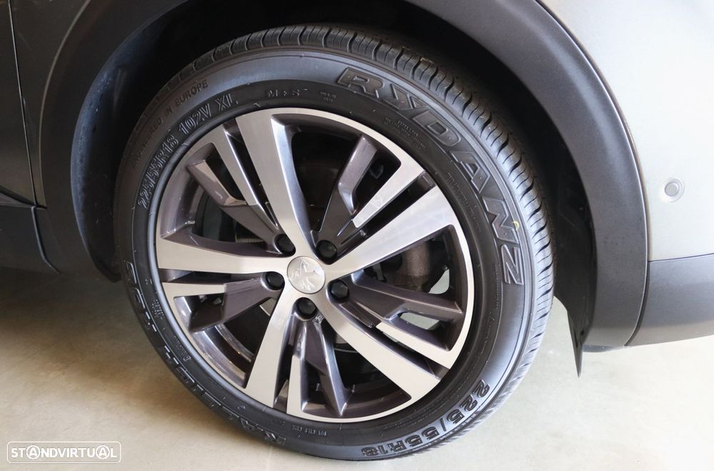 Peugeot 3008 1.5 BlueHDi Allure Pack EAT8 - 18