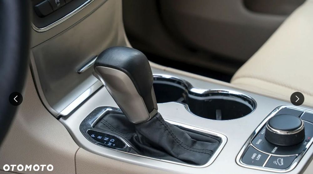 Jeep Grand Cherokee - 9