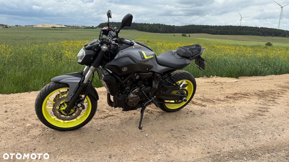 Yamaha MT - 4