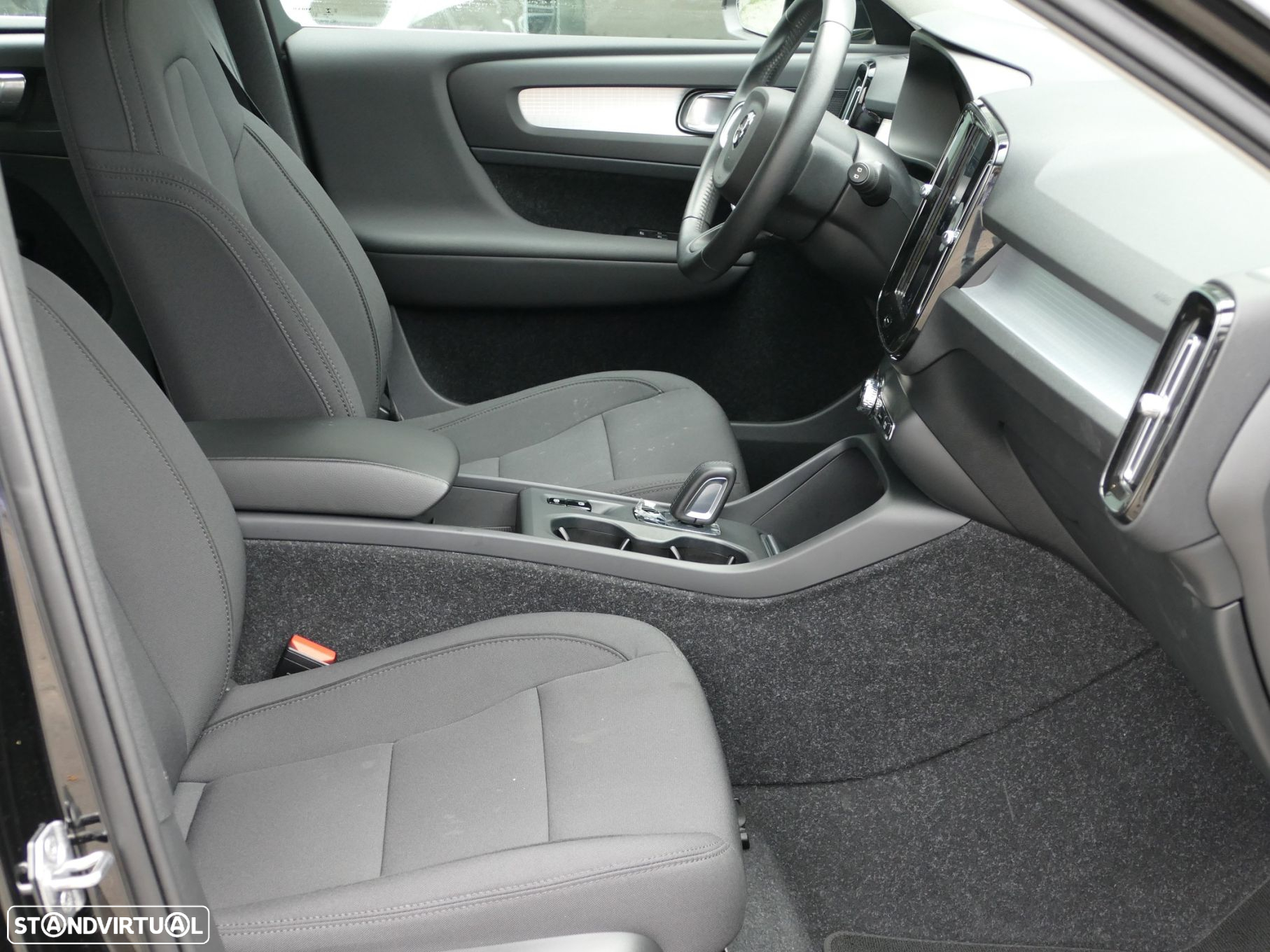 Volvo XC 40 1.5 T4 PHEV Inscription Expression - 29