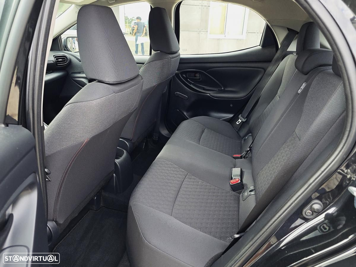 Toyota Yaris 1.0 VVT-i Comfort Plus - 35