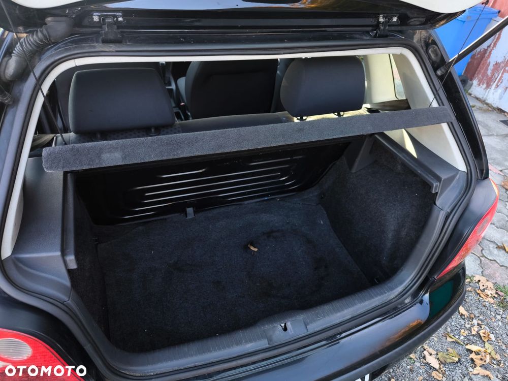 Volkswagen Polo - 14