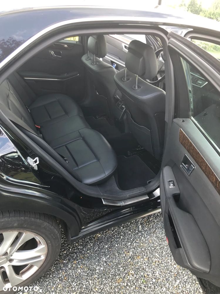 Mercedes-Benz Klasa E 220 CDI BlueEff - 14