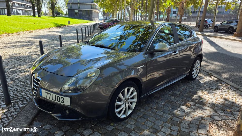 Alfa Romeo Giulietta 1.6 JTDm Distinctive - 1