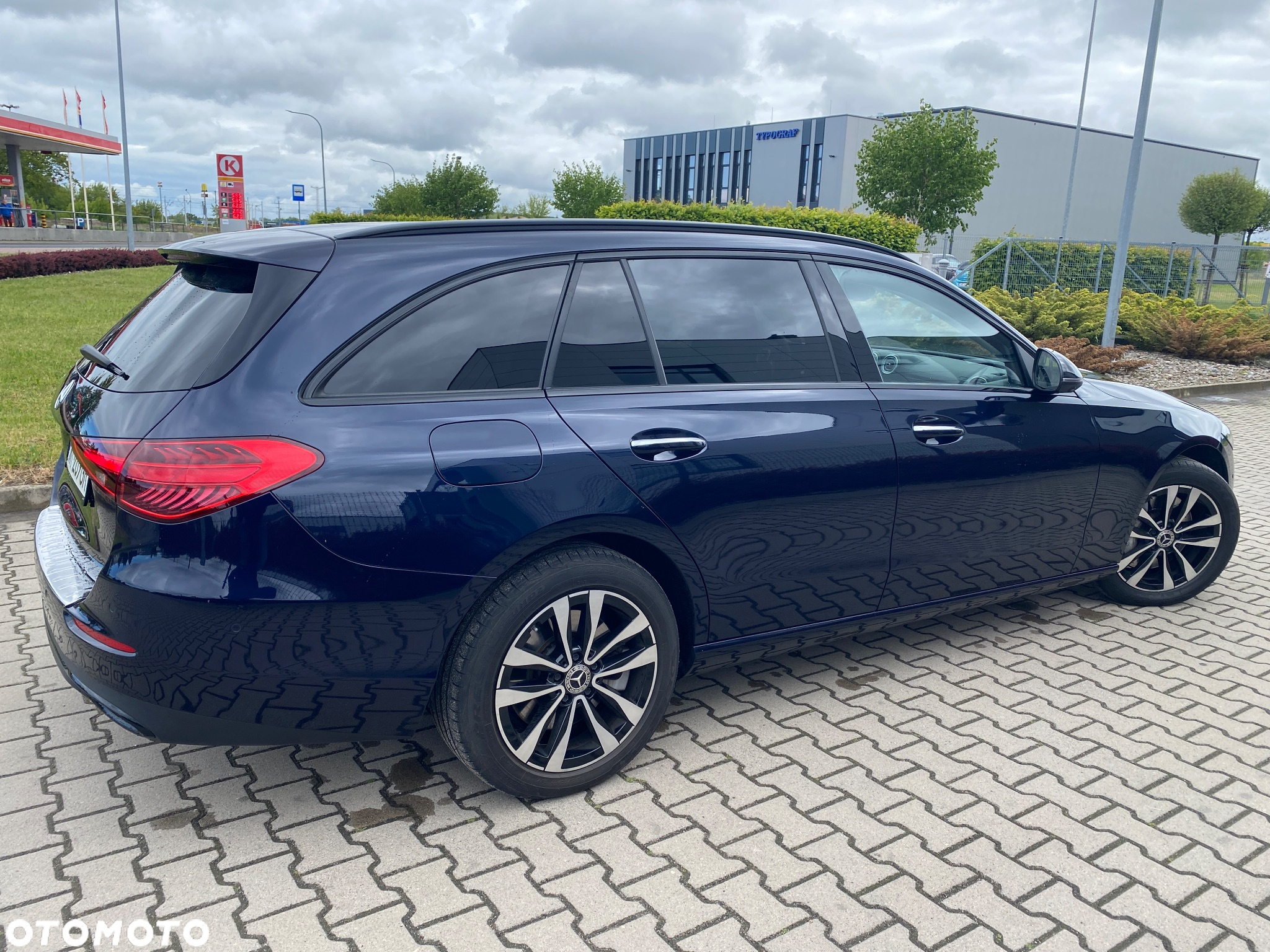 Mercedes-Benz Klasa C 300 e PHEV Avantgarde - 12