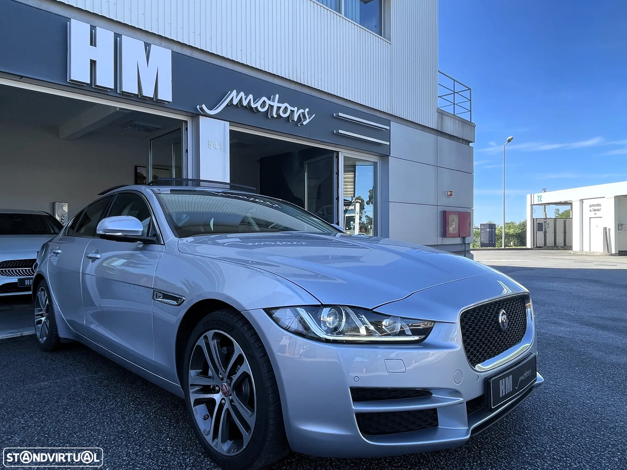 Jaguar XE 2.0 D Prestige Aut. - 6