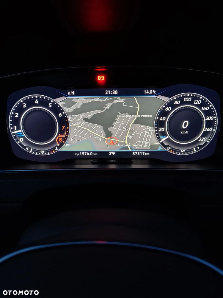 Volkswagen Golf VII 1.4 TSI BMT Highline - 27