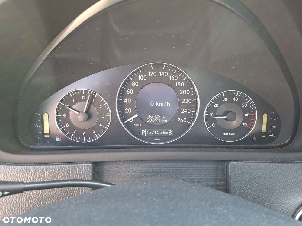 Mercedes-Benz CLK - 20