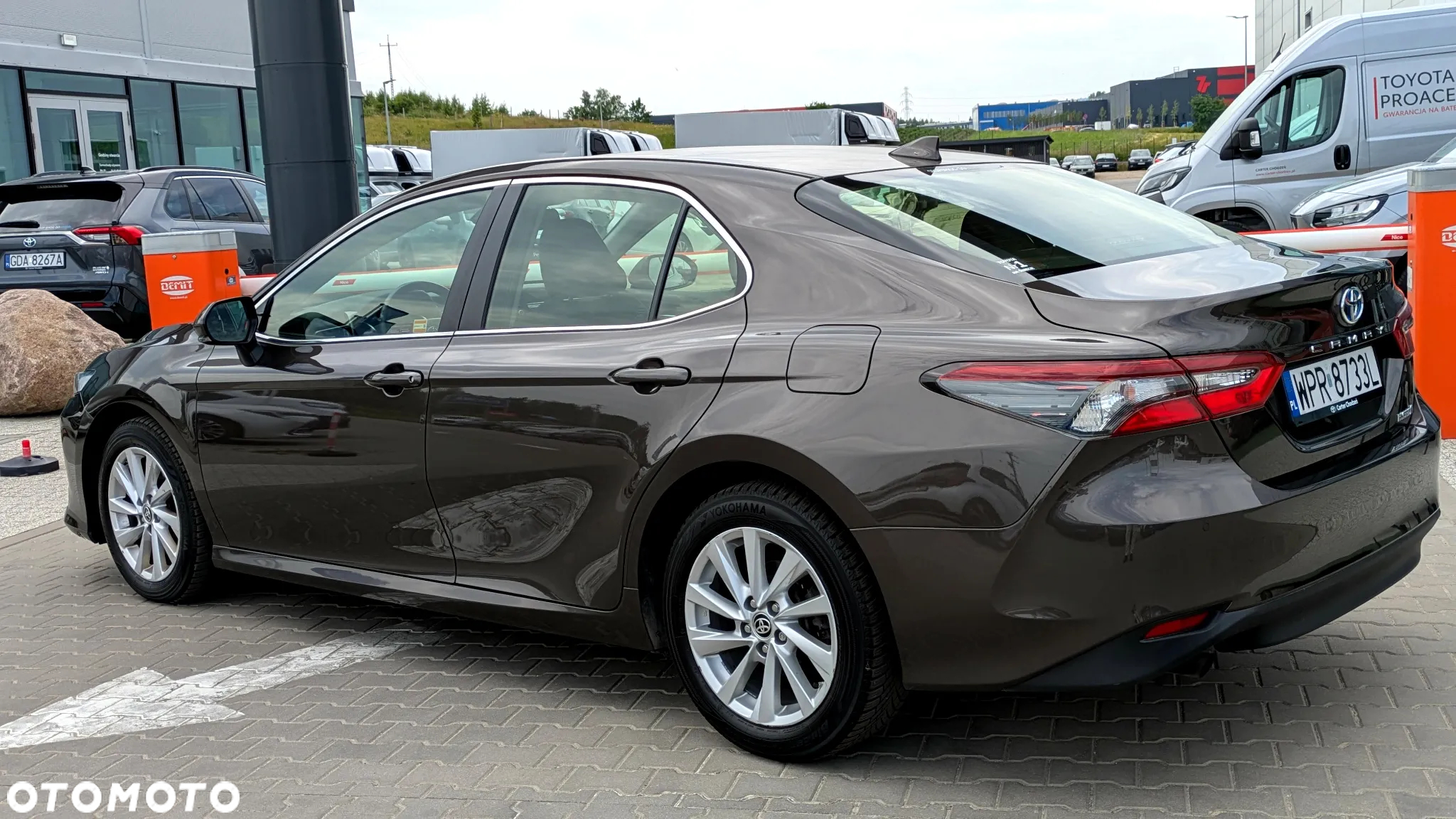 Toyota Camry 2.5 Hybrid Comfort CVT - 4