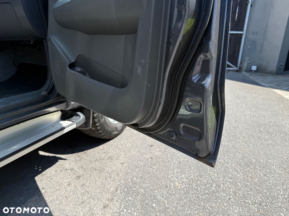 Toyota Hilux 3.0 D-4D SR5 - 31