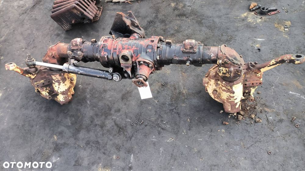 MOST PRZEDNI BELARUS MTS 820 - 1