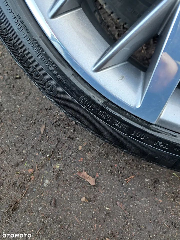 Felgi Koła letnie Range Rover Sport SVR 22 Cale 10Jx22 ET 42.5 FK6M-1007-BA 275/40R22 108Y Continental CrossContact LX Sport 275/40R22 108 Y DOT1017 2017 Rok - 12