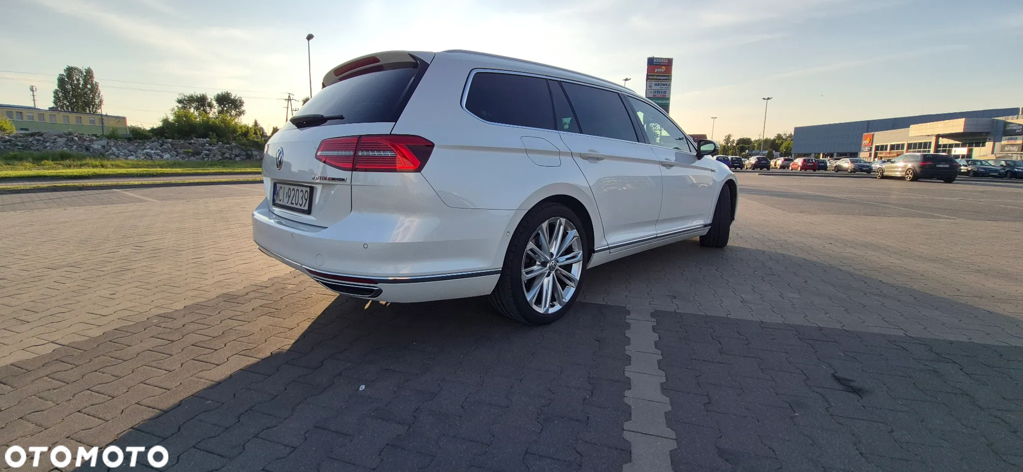 Volkswagen Passat 2.0 TDI Bi-Turbo BMT 4Mot Highline DSG - 5