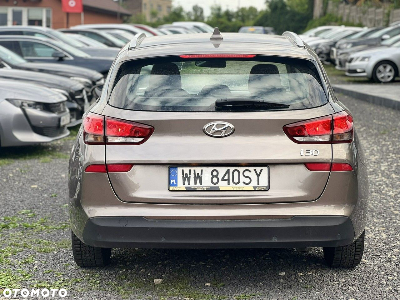 Hyundai i30 1.5 DPI Classic + - 6