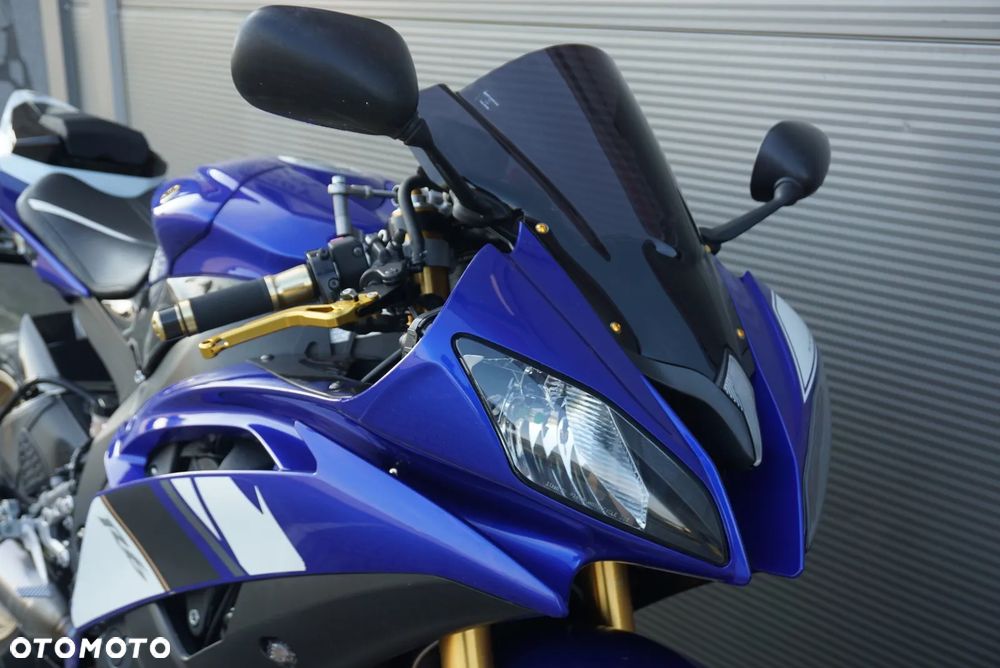 Yamaha YZF - 11