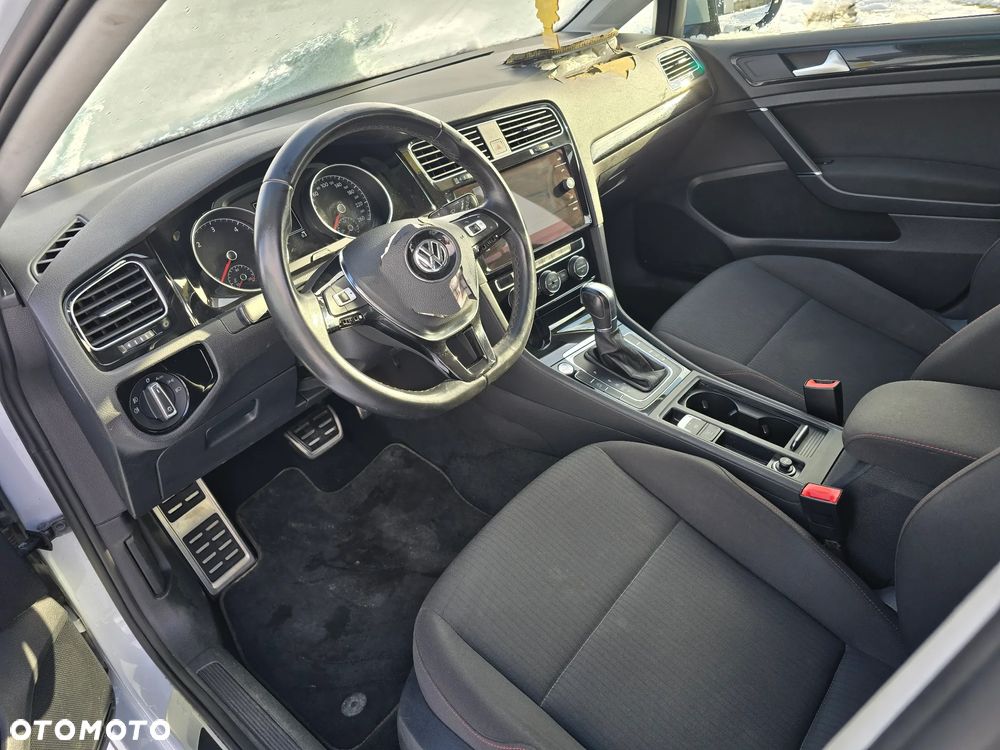 Volkswagen Golf 2.0 TDI DSG Sound - 21