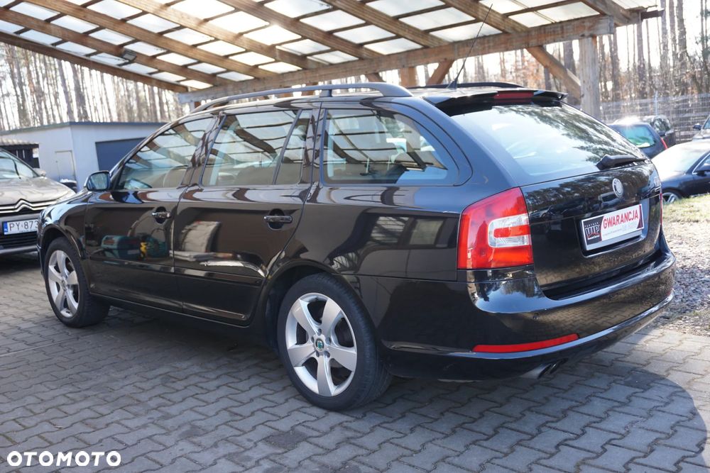 Skoda Octavia 1.8 TSI Ambiente - 6
