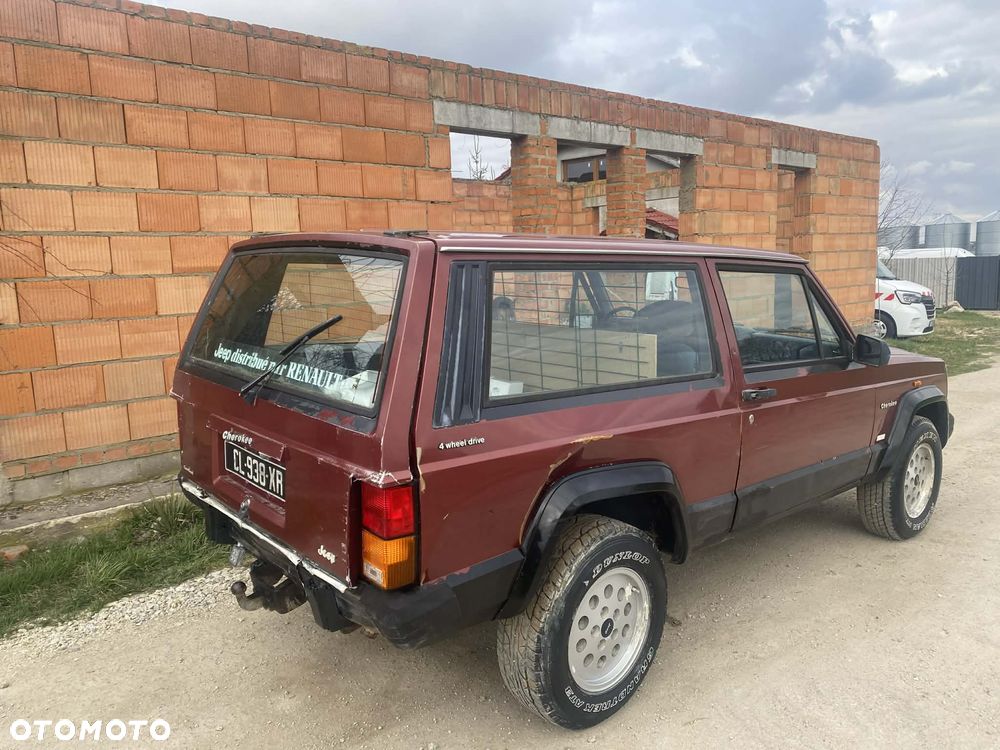 Jeep Cherokee - 5