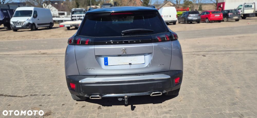 Peugeot 2008 1.2 PureTech GT Line S&S - 10