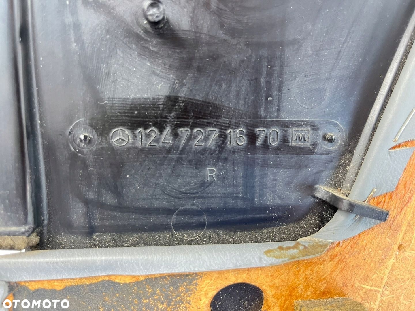 BOCZEK DRZWI PRAWY PRZÓD SIWY SZARY SKÓRA MERCEDES W124 COUPE CABRIO - 12
