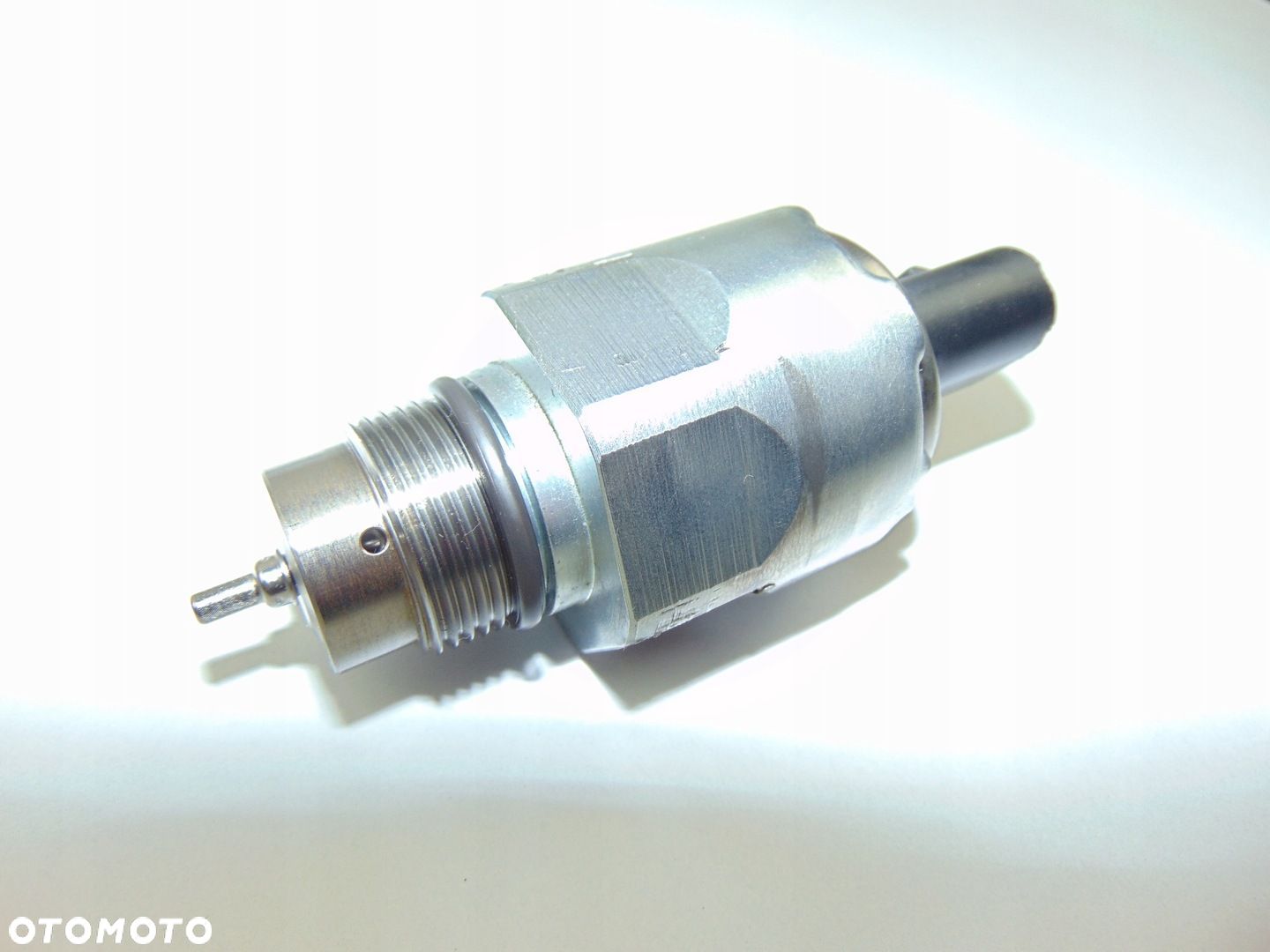 Zawór czujnik regulator ciśnienia paliwa 1,6TDI 03L130764A 5WS40730AT - 1