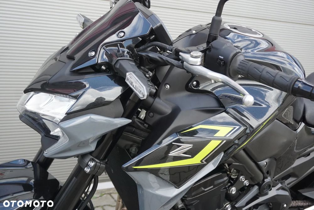 Kawasaki Z 900 - 17