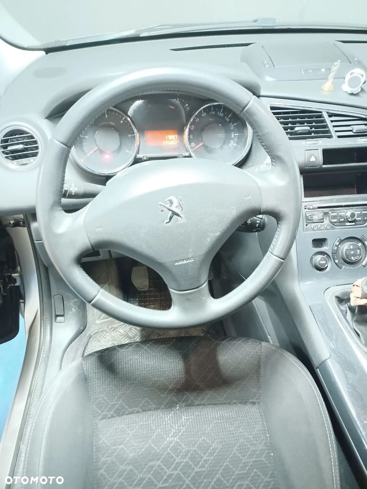 Peugeot 3008 2.0 HDi Active - 6