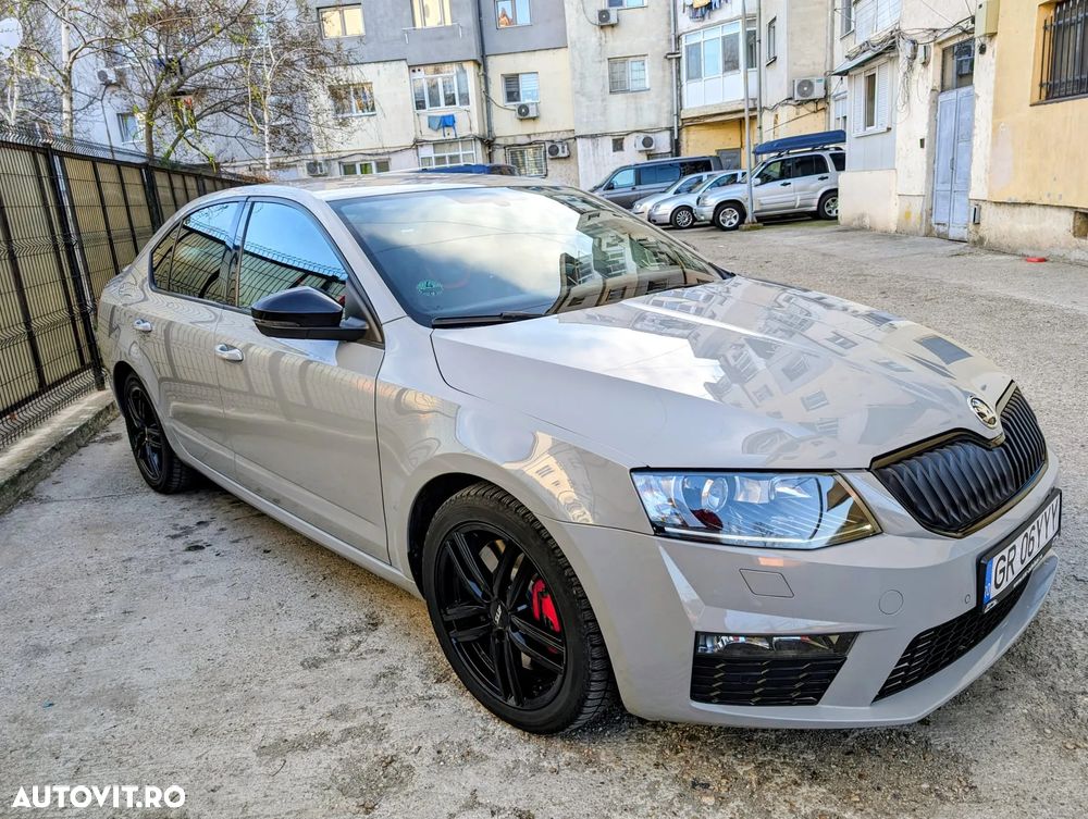 Skoda Octavia 2.0 TSI RS - 1