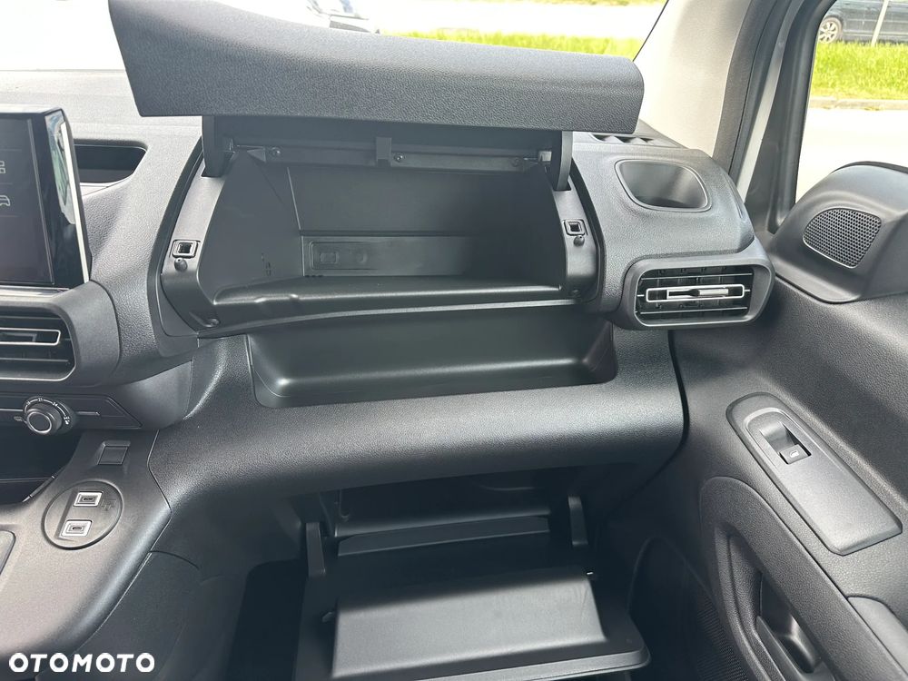 Fiat Doblo Cargo XL 1.5D 130KM automat - 9