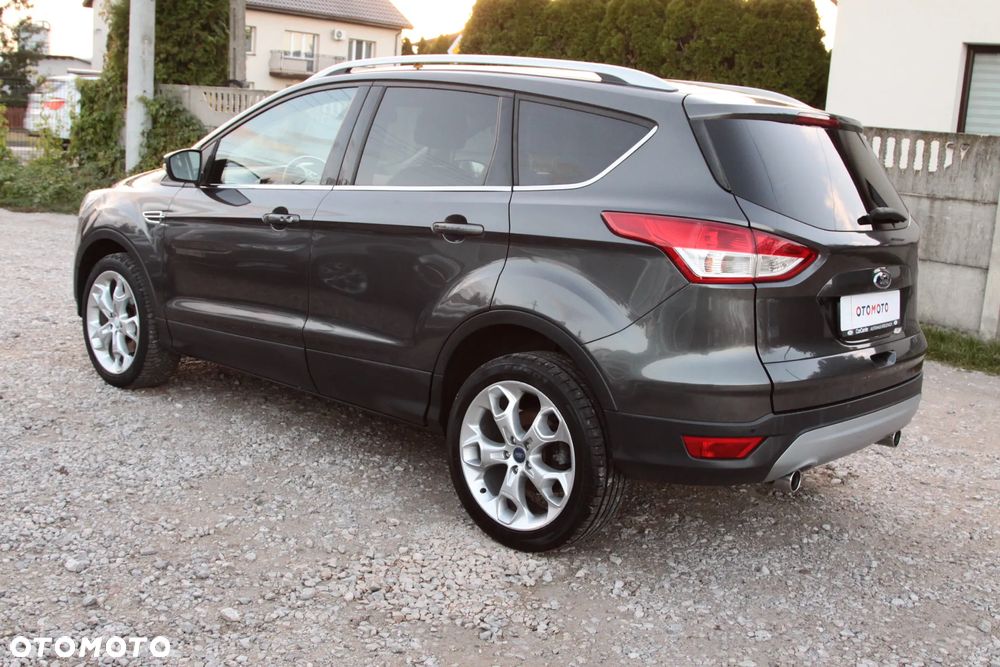 Ford Kuga 2.0 TDCi 2x4 Titanium - 6
