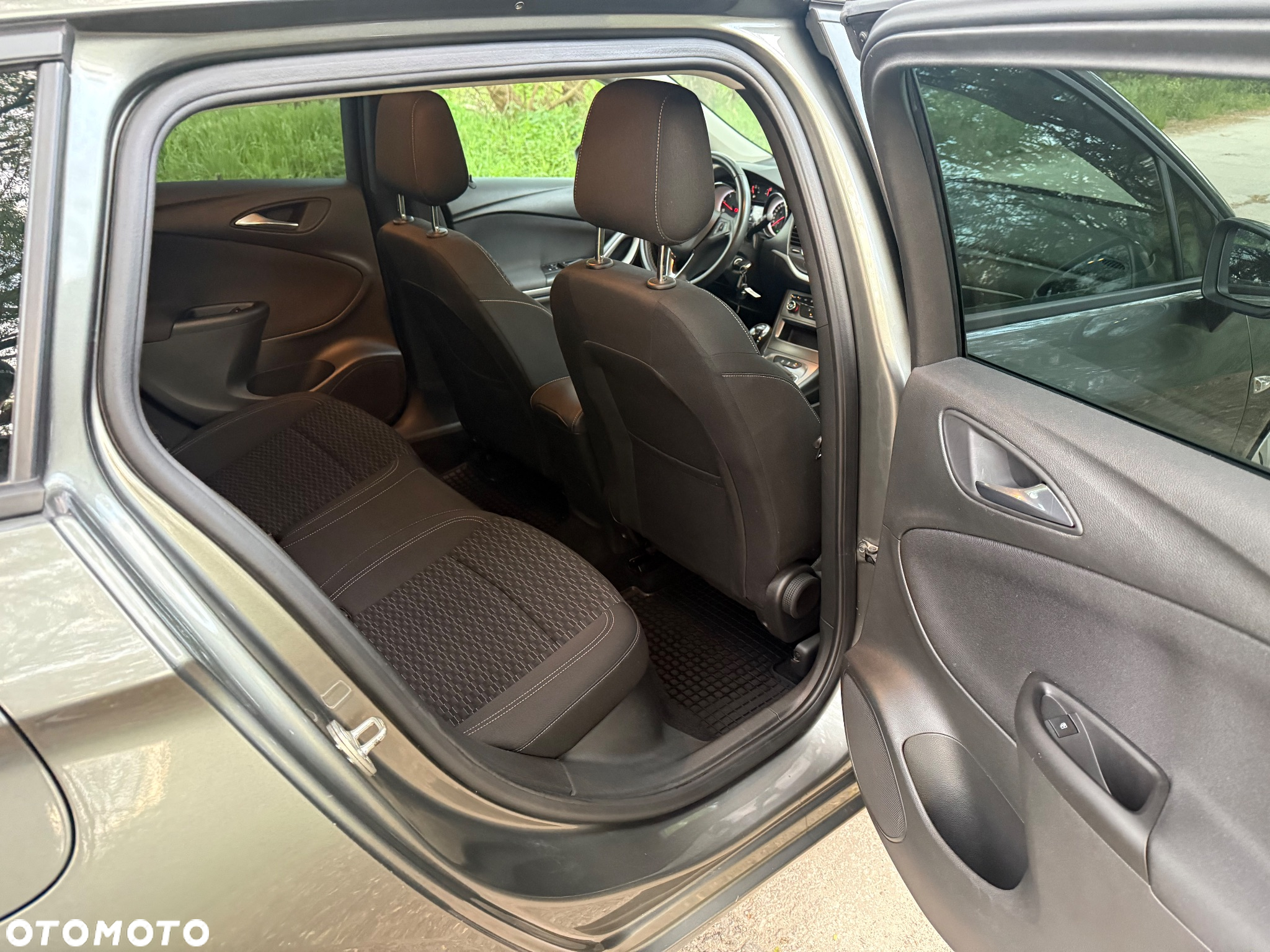 Opel Astra V 1.6 CDTI Enjoy - 24