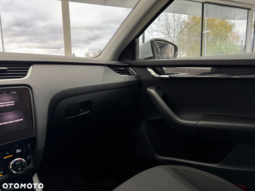 Skoda Octavia 2.0 TDI Style DSG - 26