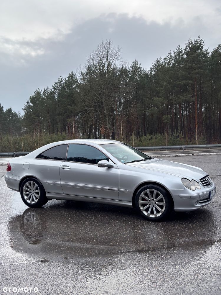 Mercedes-Benz CLK - 4