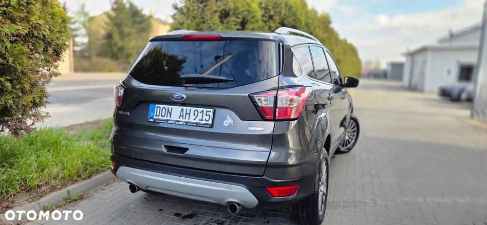 Ford Kuga 1.5 EcoBoost 2x4 Titanium - 14