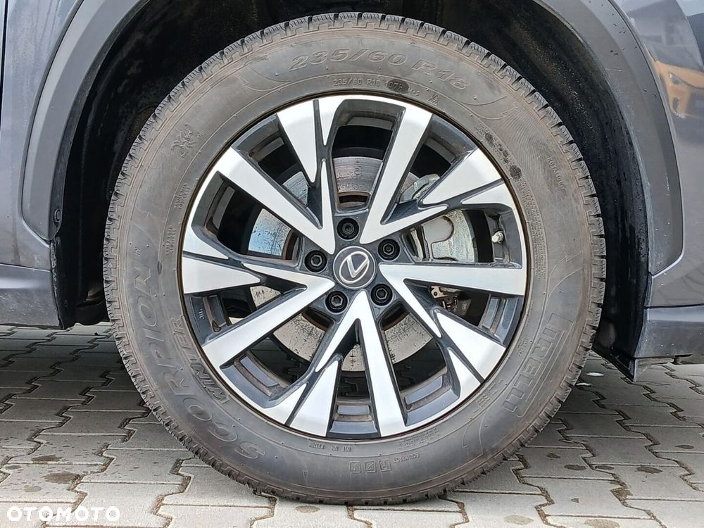 Lexus NX 350h Elegance 2WD - 40