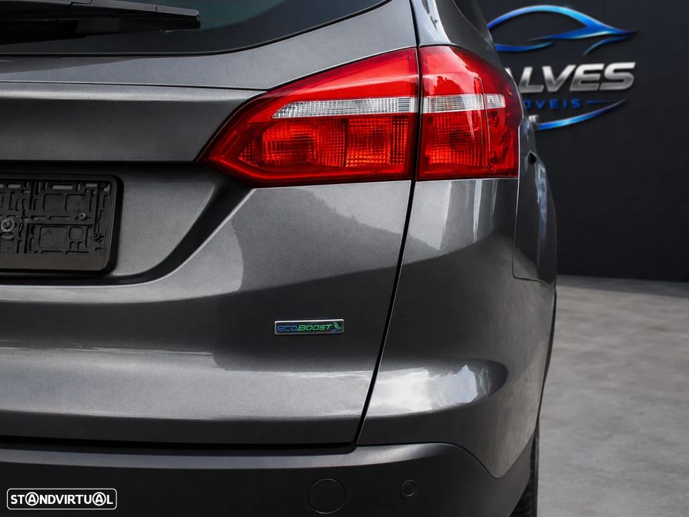 Ford Focus 1.0 EcoBoost S&S ACTIVE DESIGN - 8