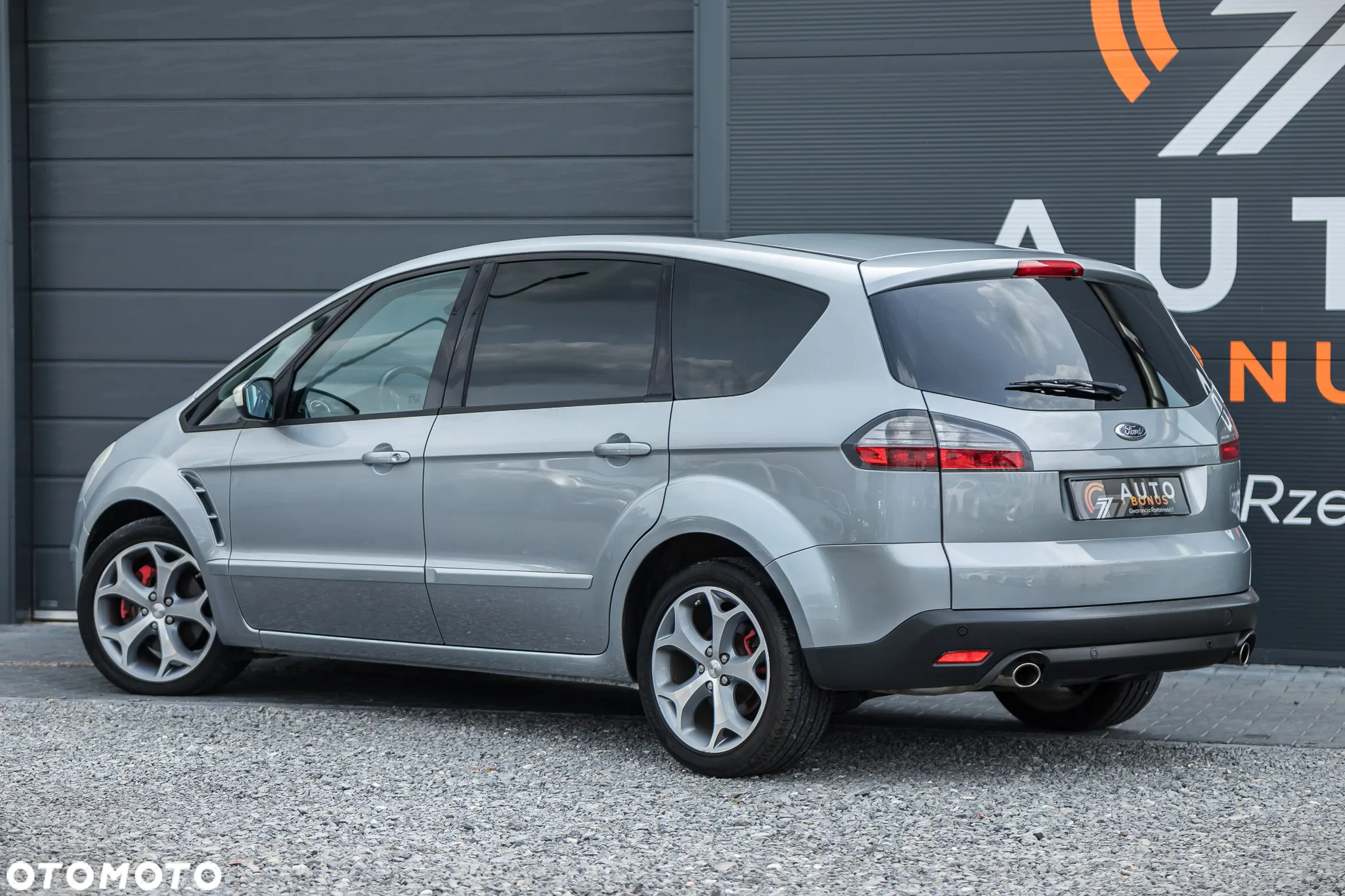 Ford S-Max - 10