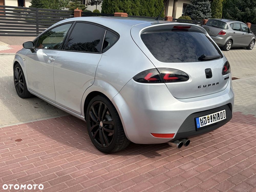 Seat Leon 2.0 T FSI Cupra R - 4
