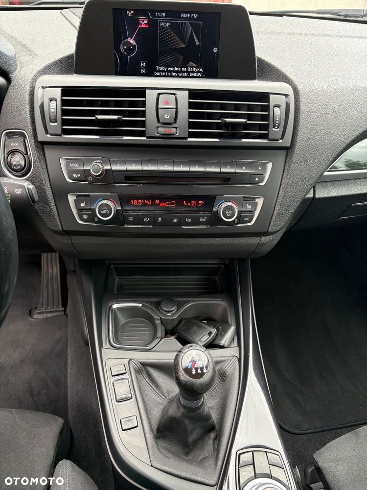 BMW Seria 1 116d Sport Line - 15