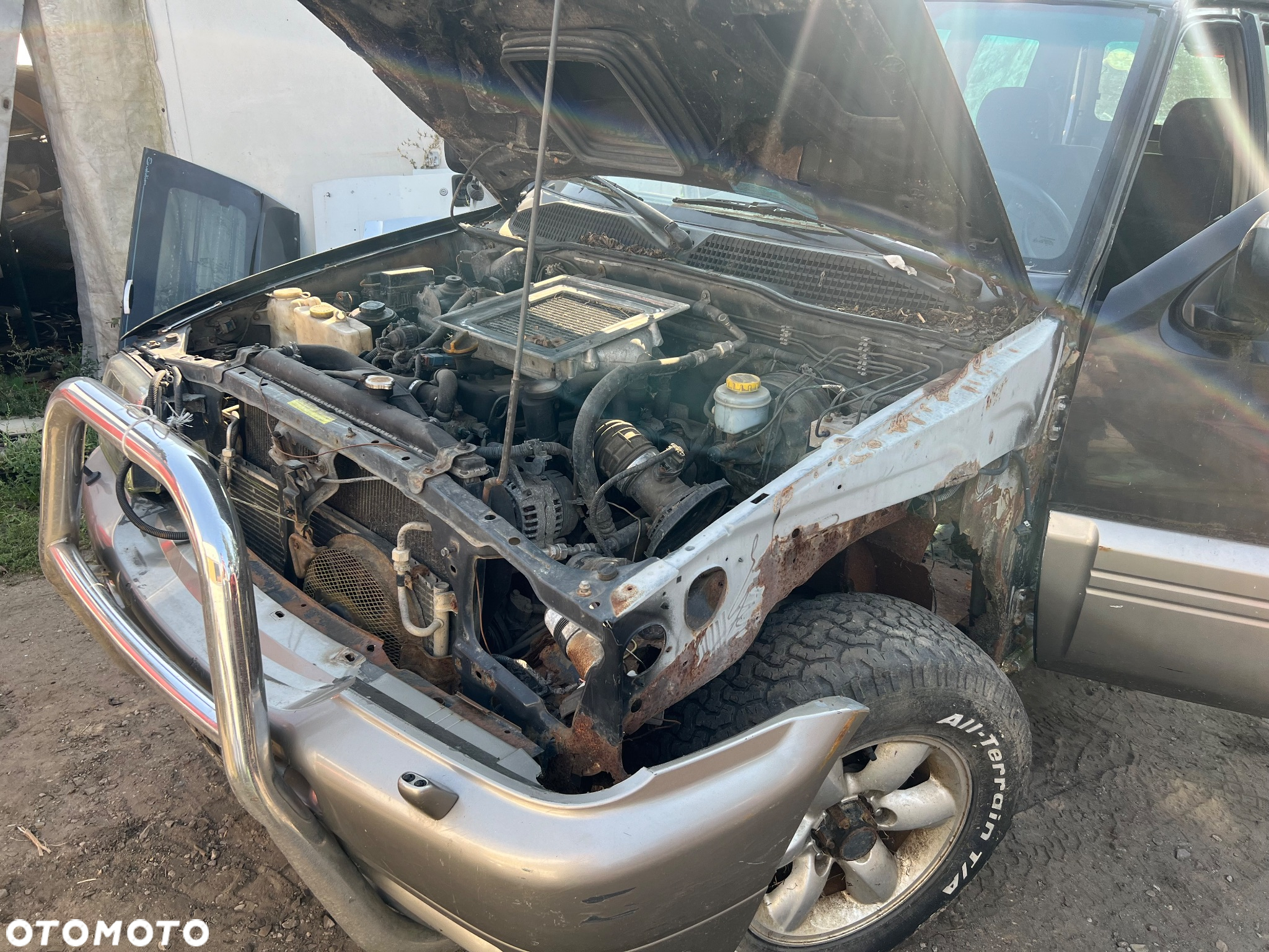 Kangur orurowanie przednie Nissan Terrano 2 - 2