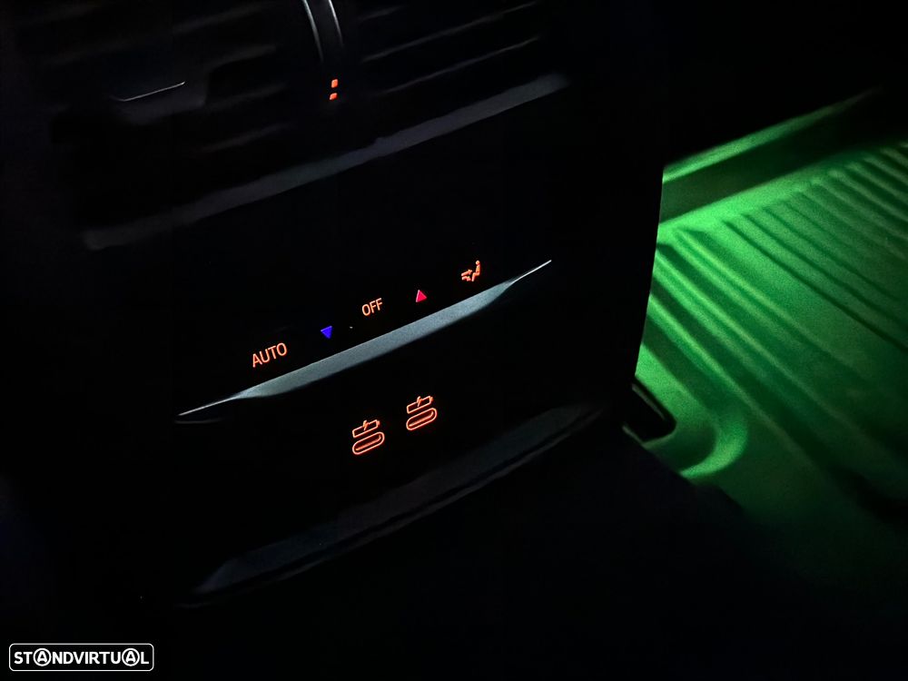 BMW i4 eDrive40 Pack Desportivo M - 35