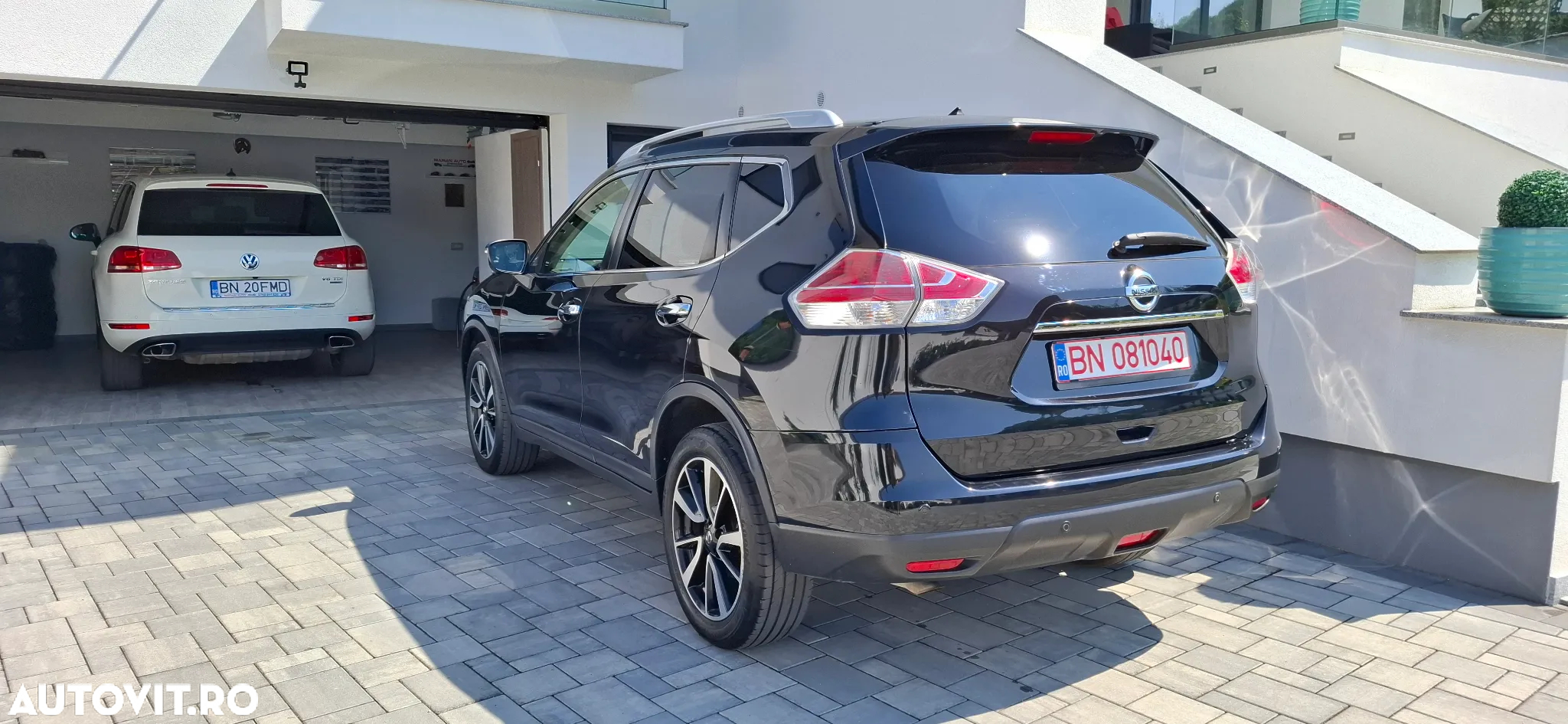 Nissan X-Trail 2.0 dCi ALL-MODE 4x4i Xtronic Tekna - 19