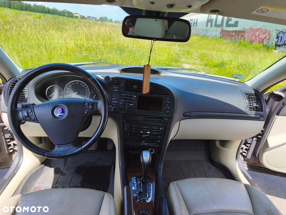 Saab 9-3 - 25