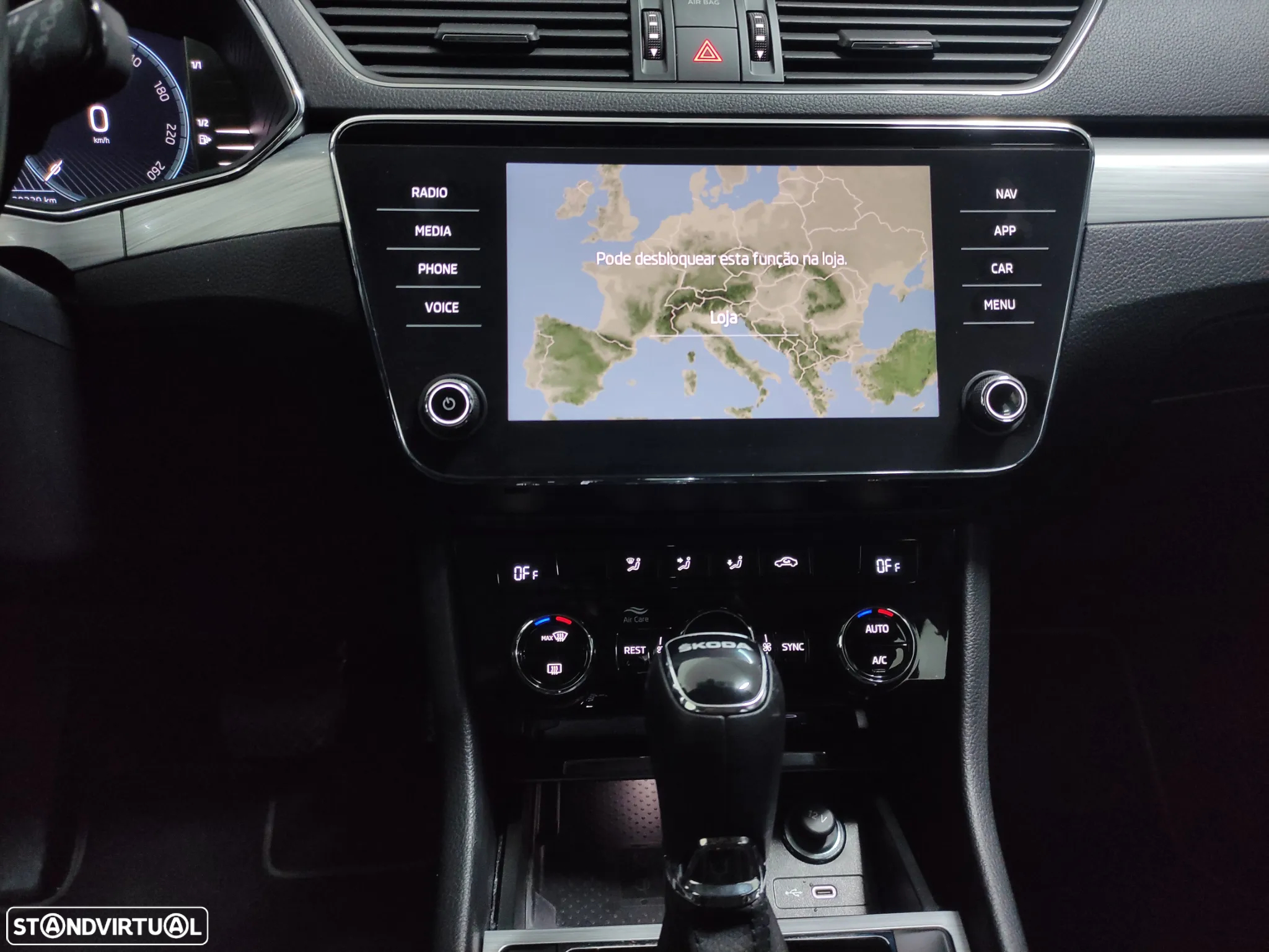 Skoda Superb Break 2.0 TDI Ambition DSG - 16